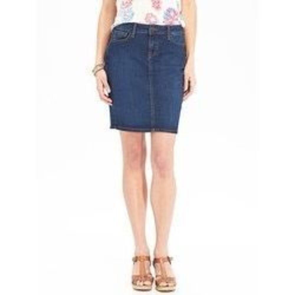 Old Navy Women's Plus Size 18 Denim Mini Skirt Dark Blue Stretch Classic Casual